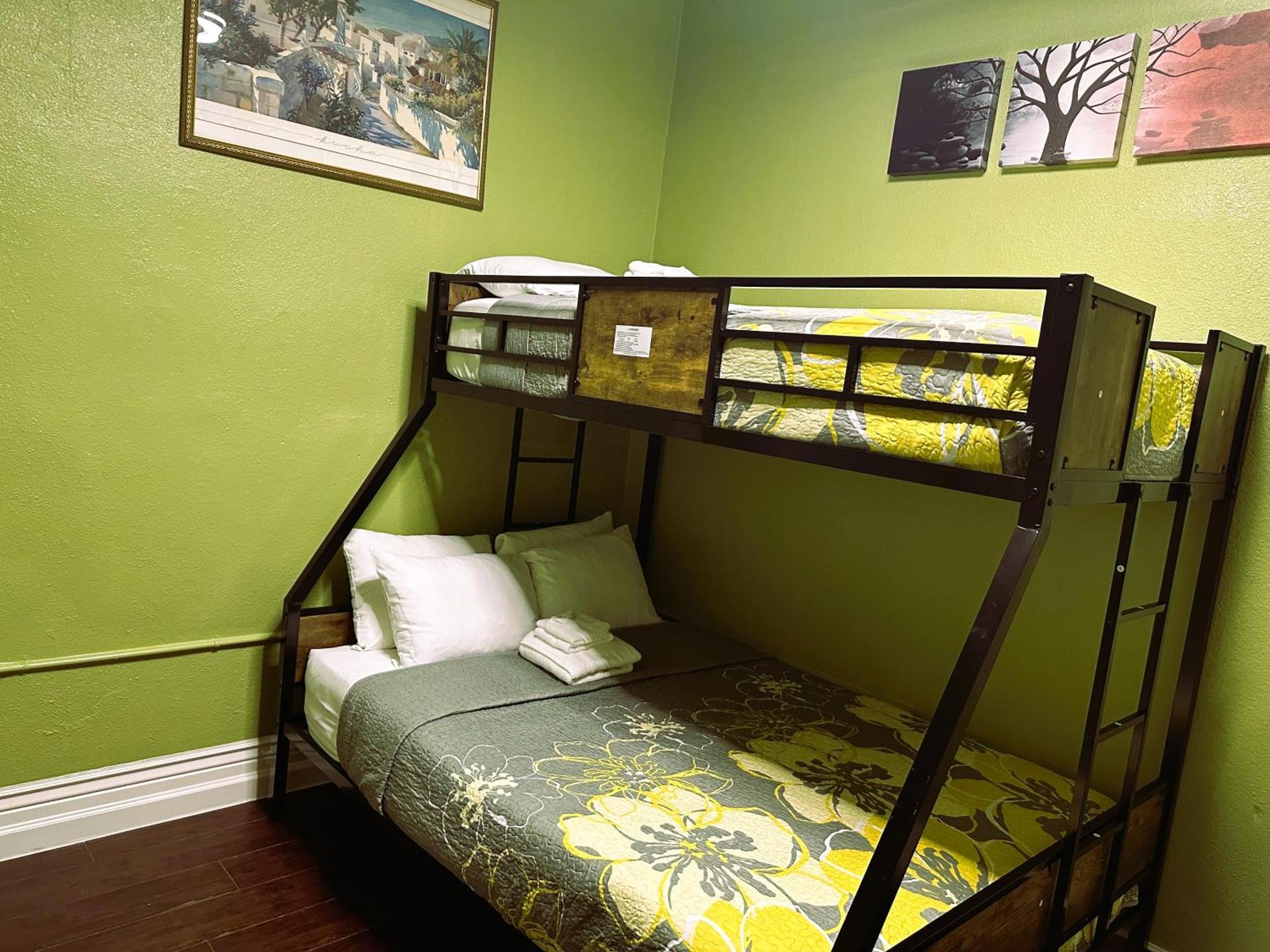 Orange Village Hostel San Francisco Oda fotoğraf